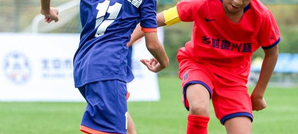 关于国内足球炙热赛事再上演！两支劲旅将掀起风暴的信息