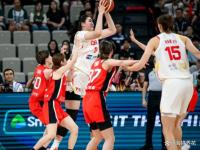 包含队魂现身篮球巨星：队友互补闪耀赛场的词条