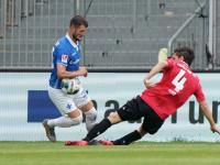 汉诺威客场大胜，赢得关键三分