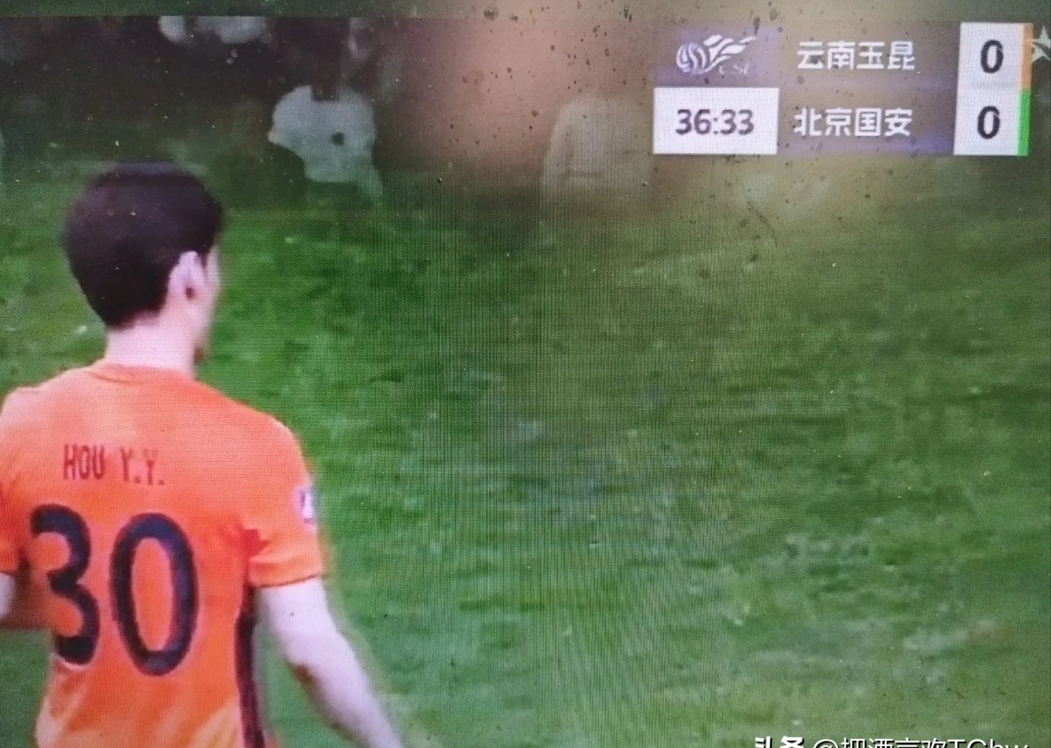 包含云南队外援站台迷雾中，助主力球员光辉表现的词条