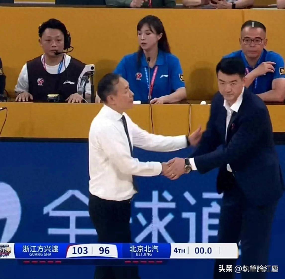 九游体育网页版-北京首钢队遭遇阻击，输掉比赛