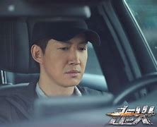 双雄对决：火爆场面瞩目焦点