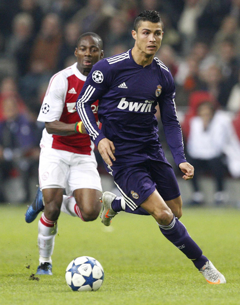 关于阿贾克斯逆袭拜仁，荷兰勇士诠释决心的信息