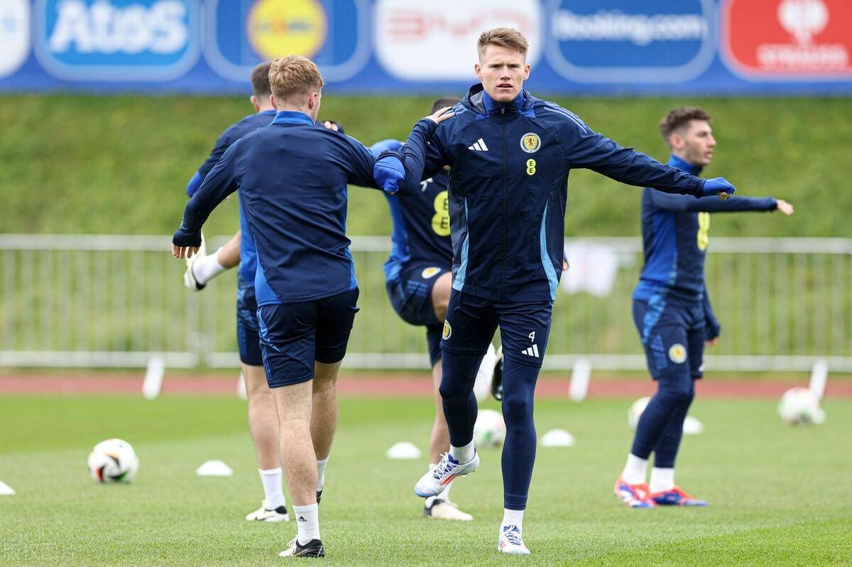 瑞士队以强势姿态赢得欧锦赛资格的简单介绍