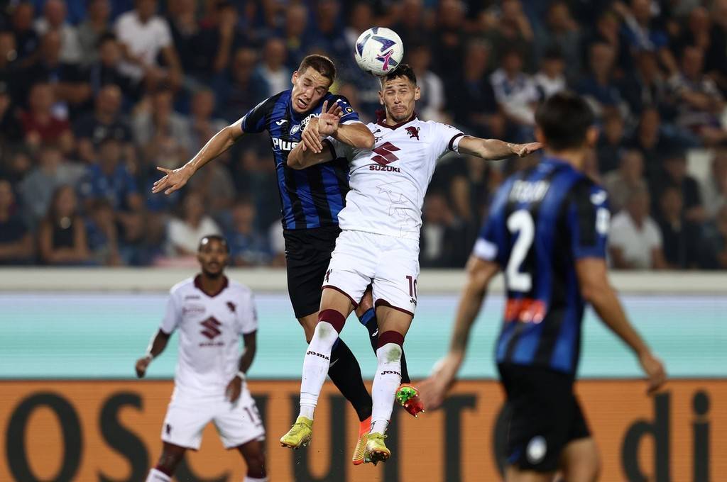 关于战术博弈激烈,谁将占尽先机?的信息 关于战术博弈激烈,谁将占尽先机?的信息