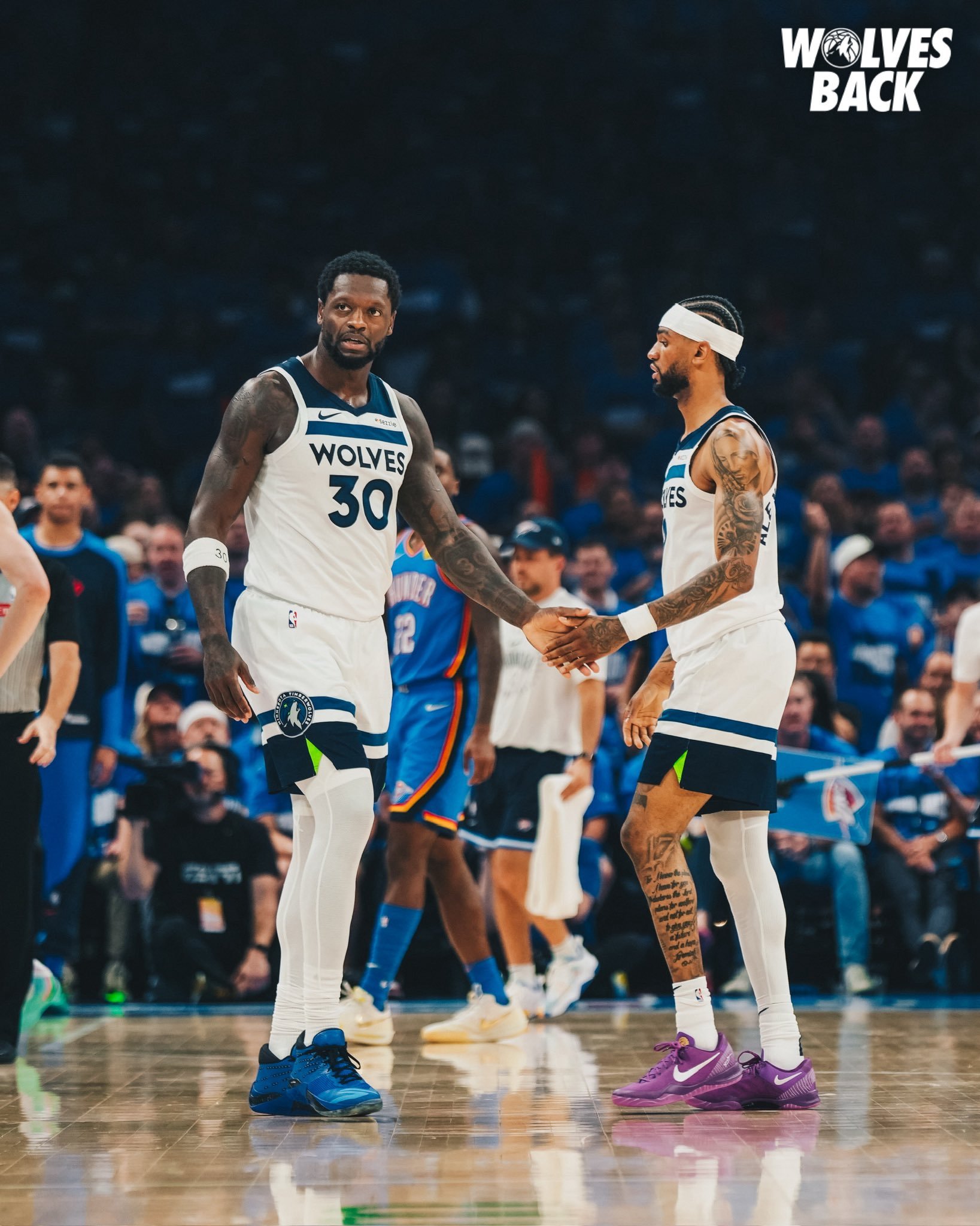 爵士主场击败国王，稳住前八席位的简单介绍